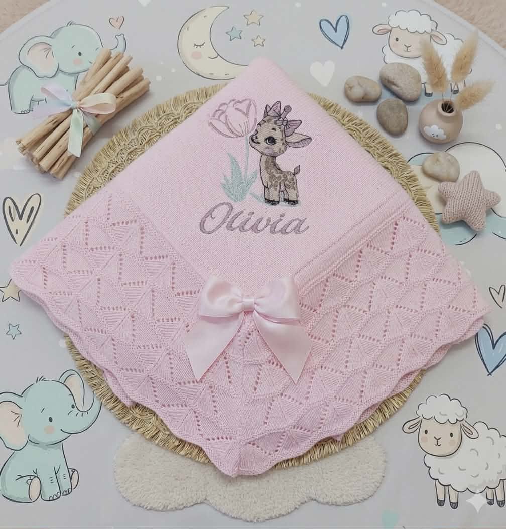 Peça bordada personalizada para bebé