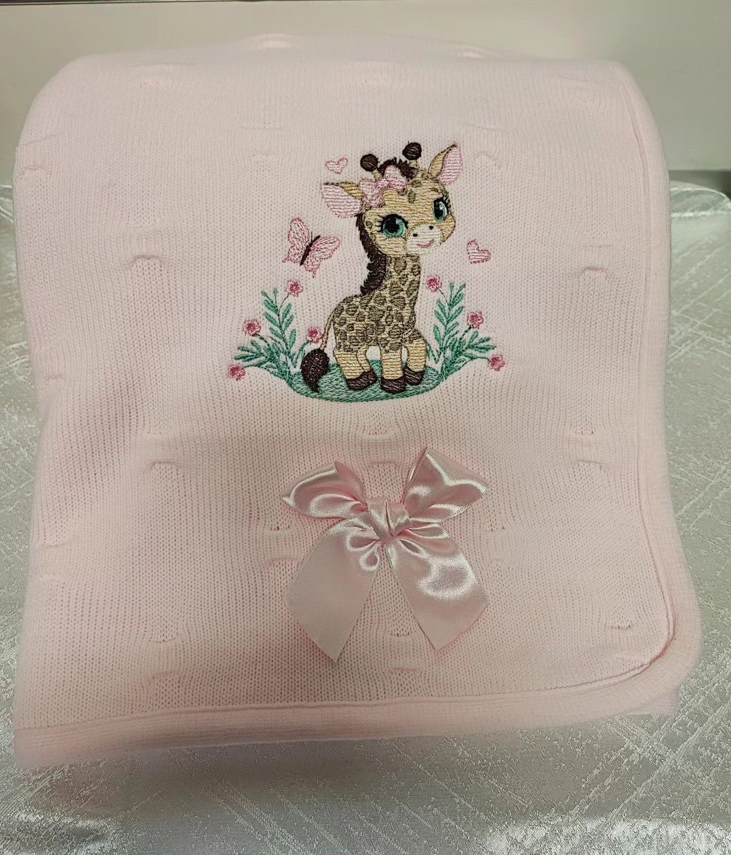 Peça bordada personalizada para bebé