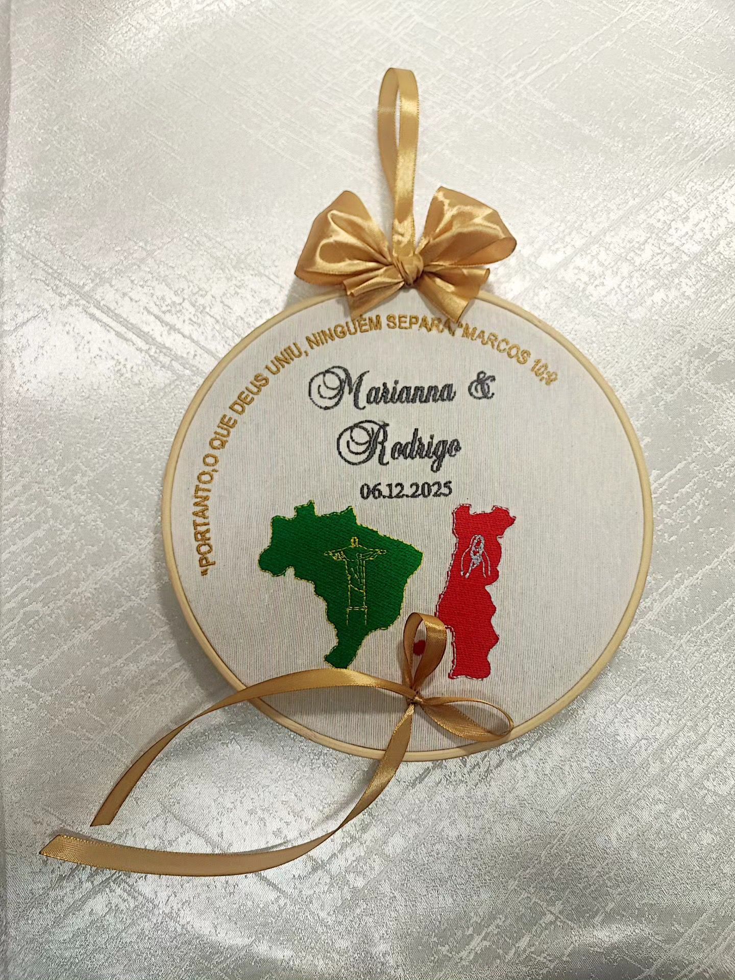 Porta-alianças de casamento personalizado