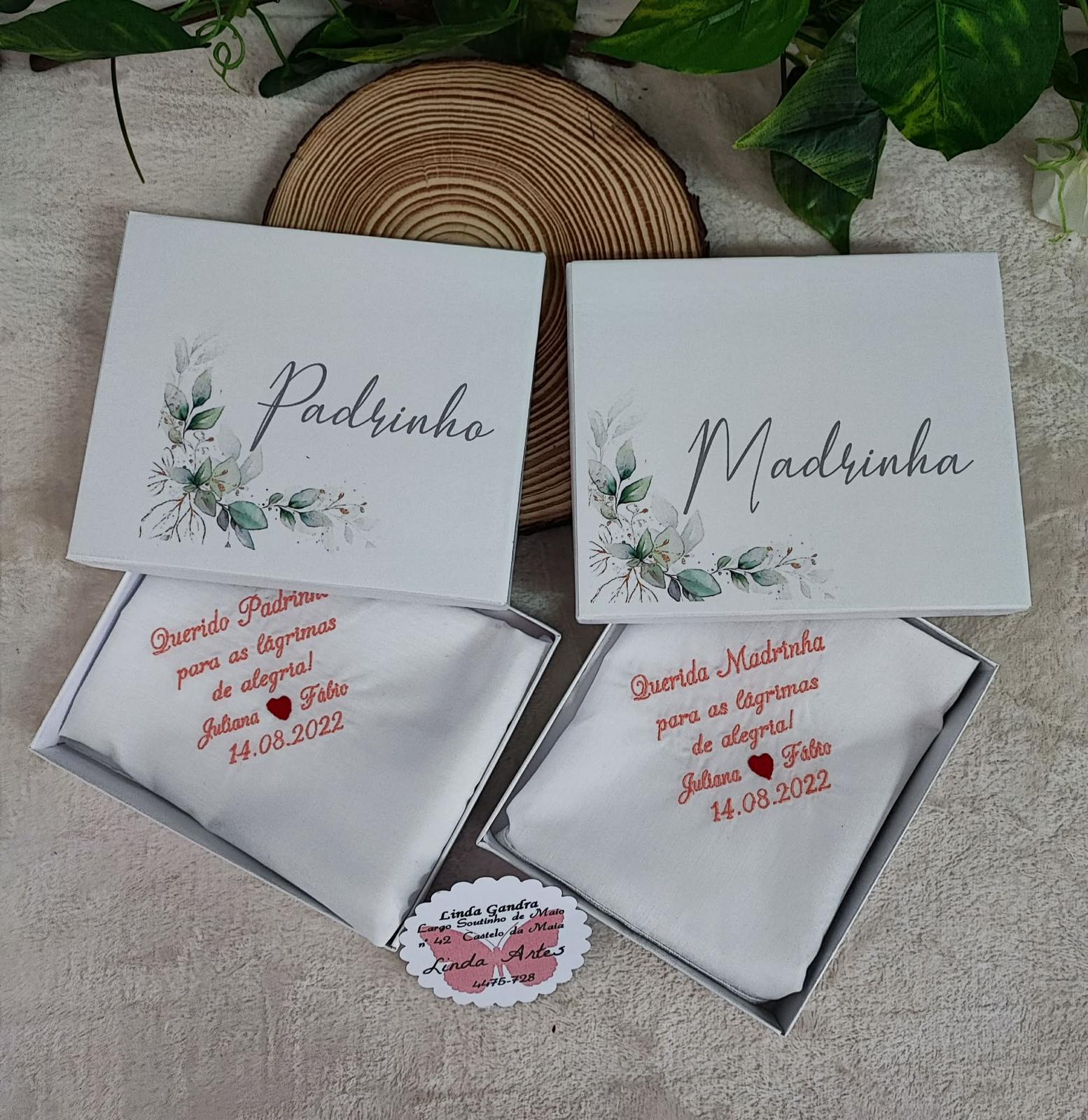 Peça personalizada para padrinhos de casamento