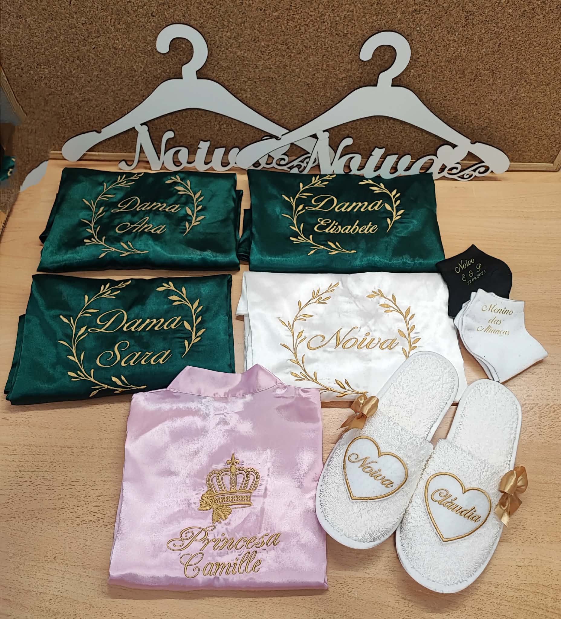 Robe de cetim bordado para casamento